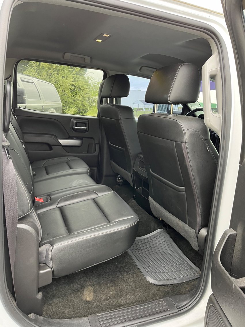 Image for 2017 Chevrolet Silverado Pickup Truck 2500 HD 4X4 Crew Cab Duramax Diesel