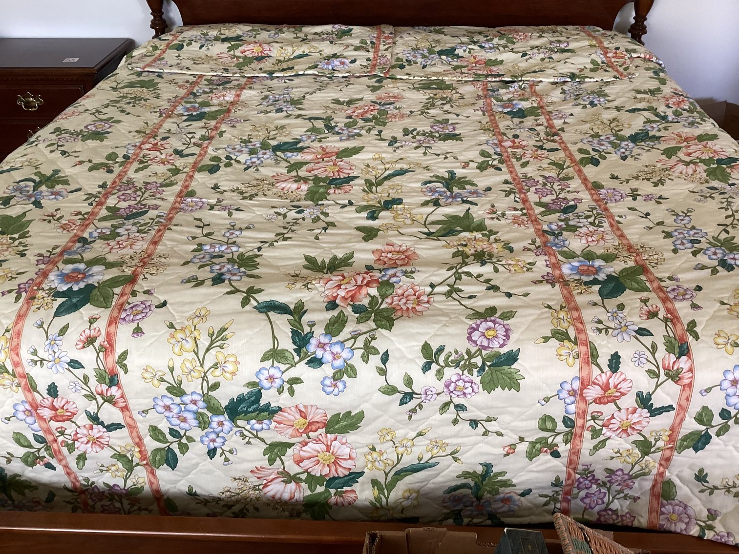 Image for King Size Bedspread