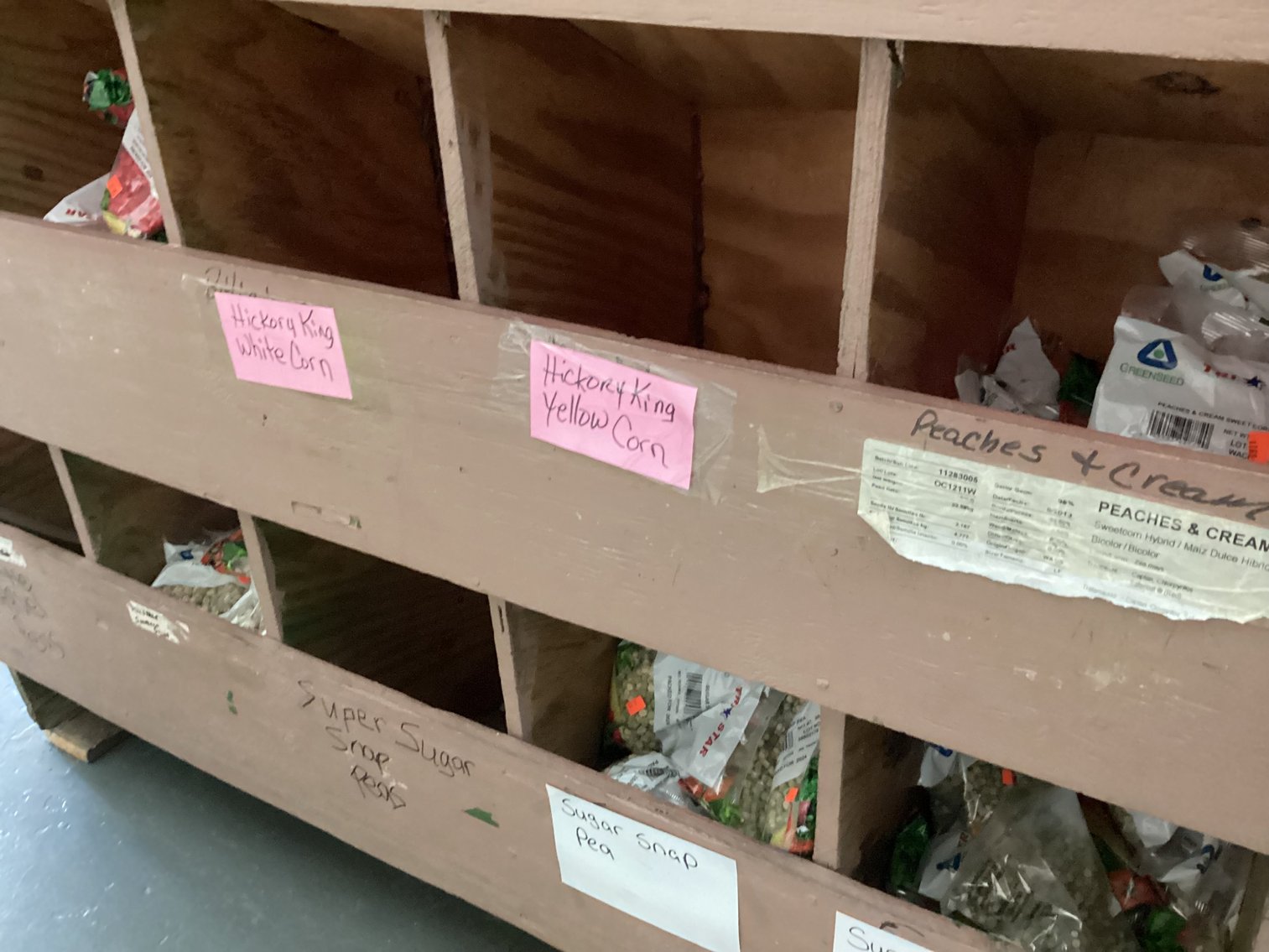 Image for Large Lot of Garden Seeds