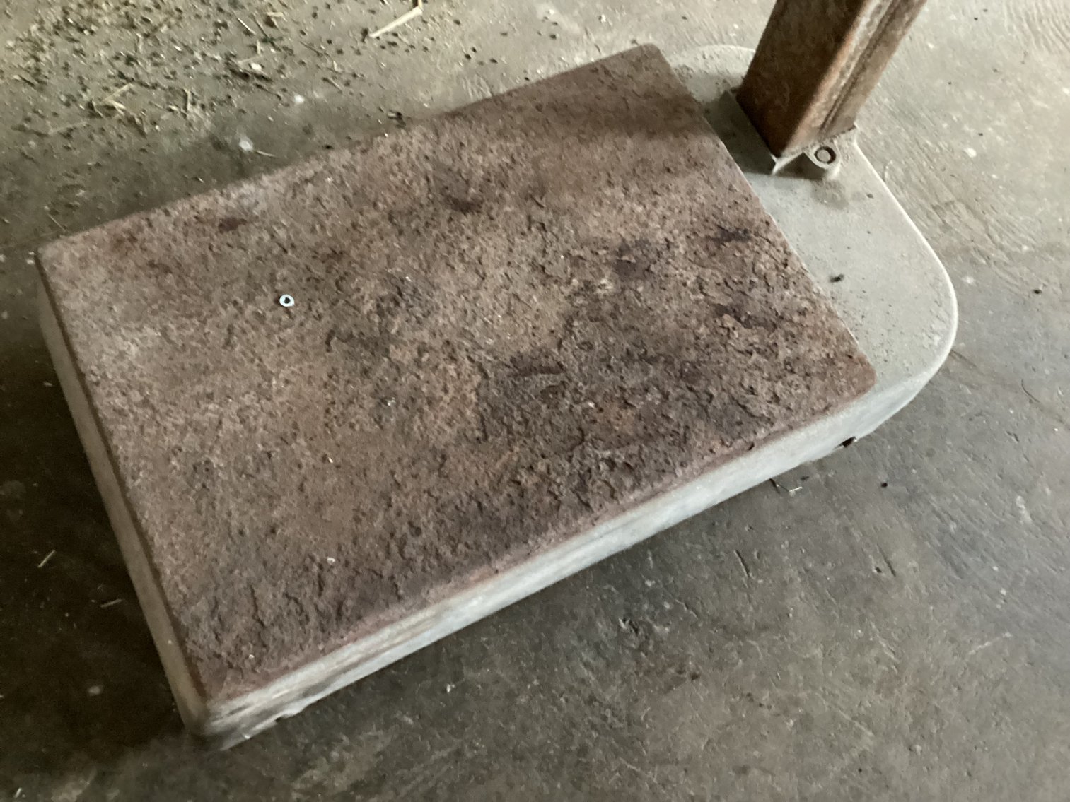 Image for Hobart Scale. Missing 50 pound weight