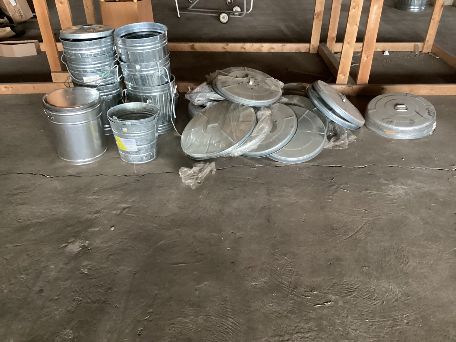 Image for Galvanized Buckets and Lids