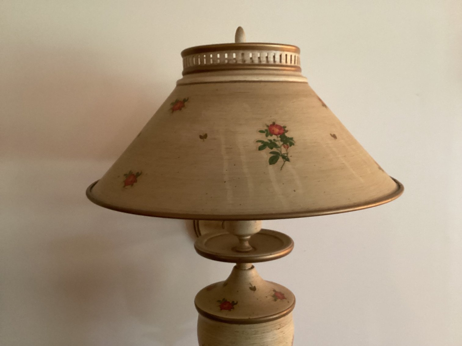 Image for Wall Mounted Tole Lamp