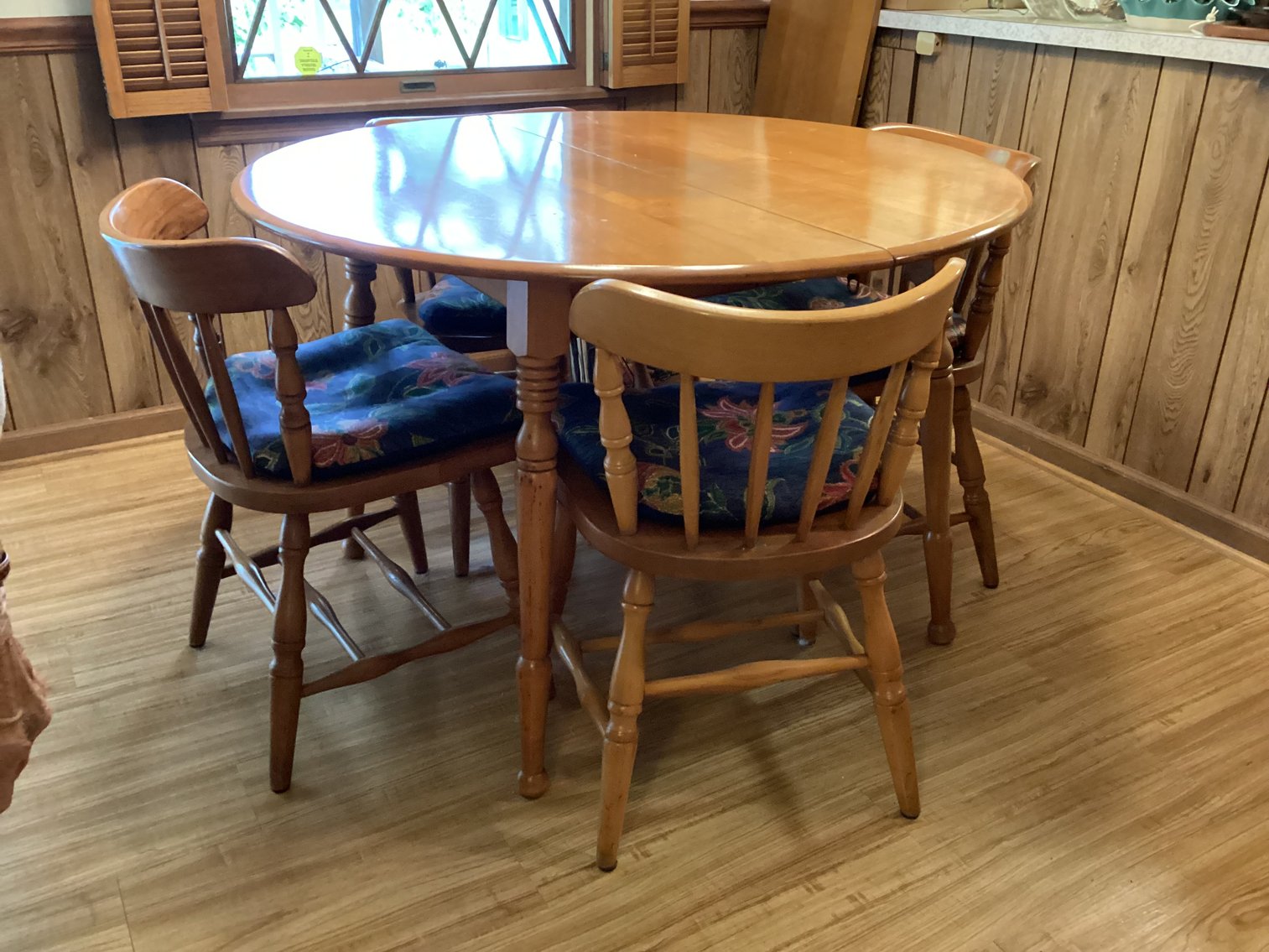 Image for Maple Dining Table with 6 Chairs