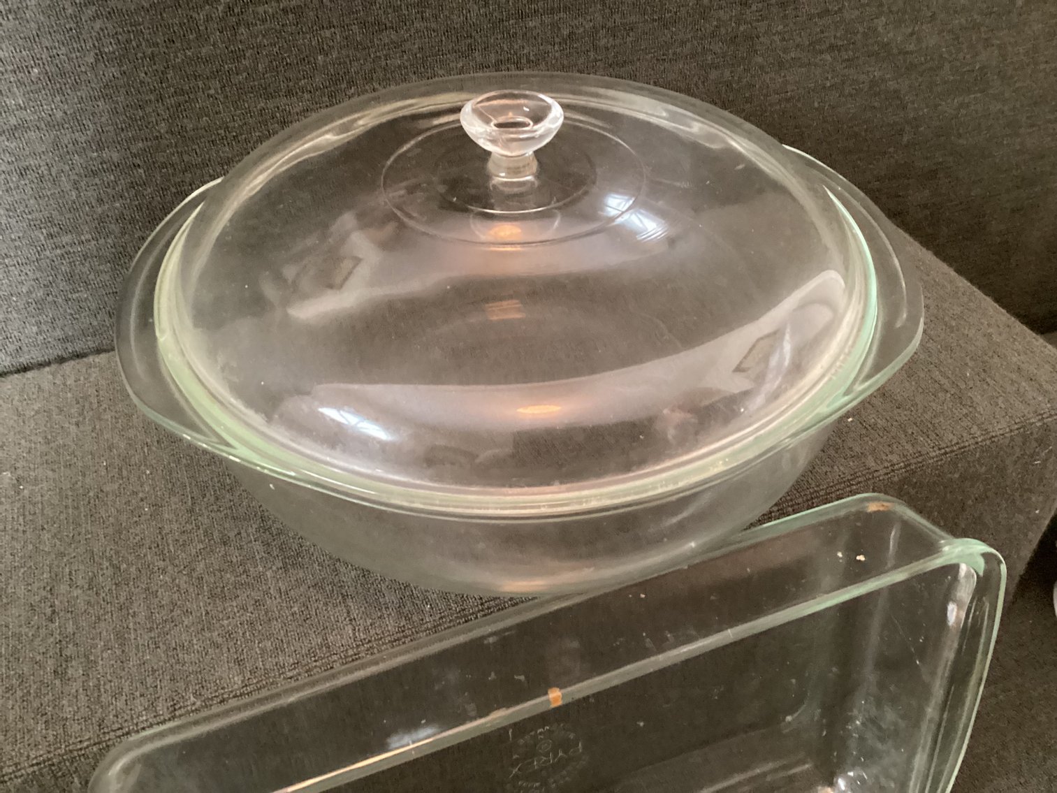 Image for Assorted vintage Pyrex baking dishes