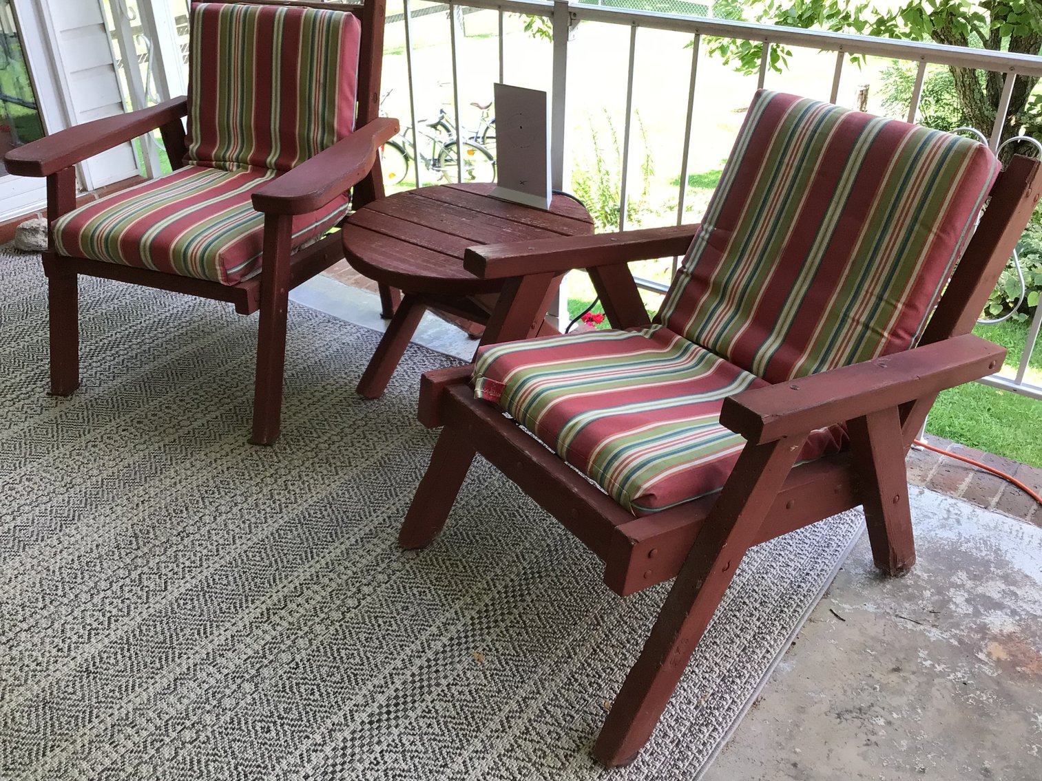 Image for Redwood Patio Chairs & Round Table