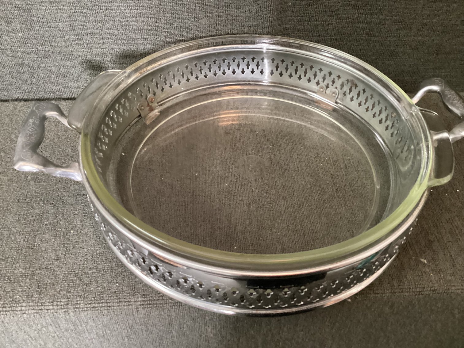 Image for Assorted kitchen items. Chafing dish is Pyrex