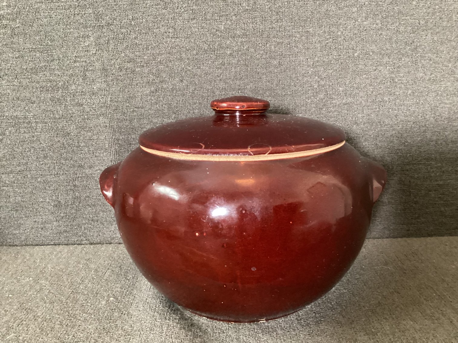 Image for Various dishes, including USA bean pot and USA bowl, both in very good condition