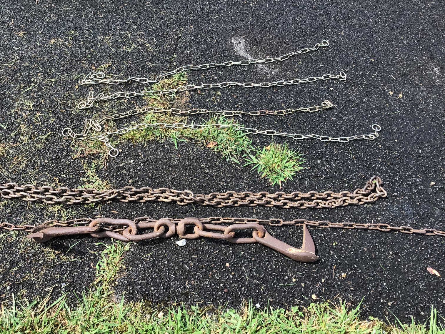 Image for Logging Chains - LOT 3