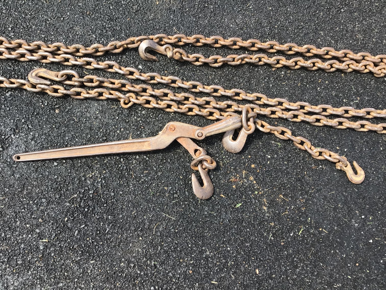 Image for Logging Chains - LOT 1