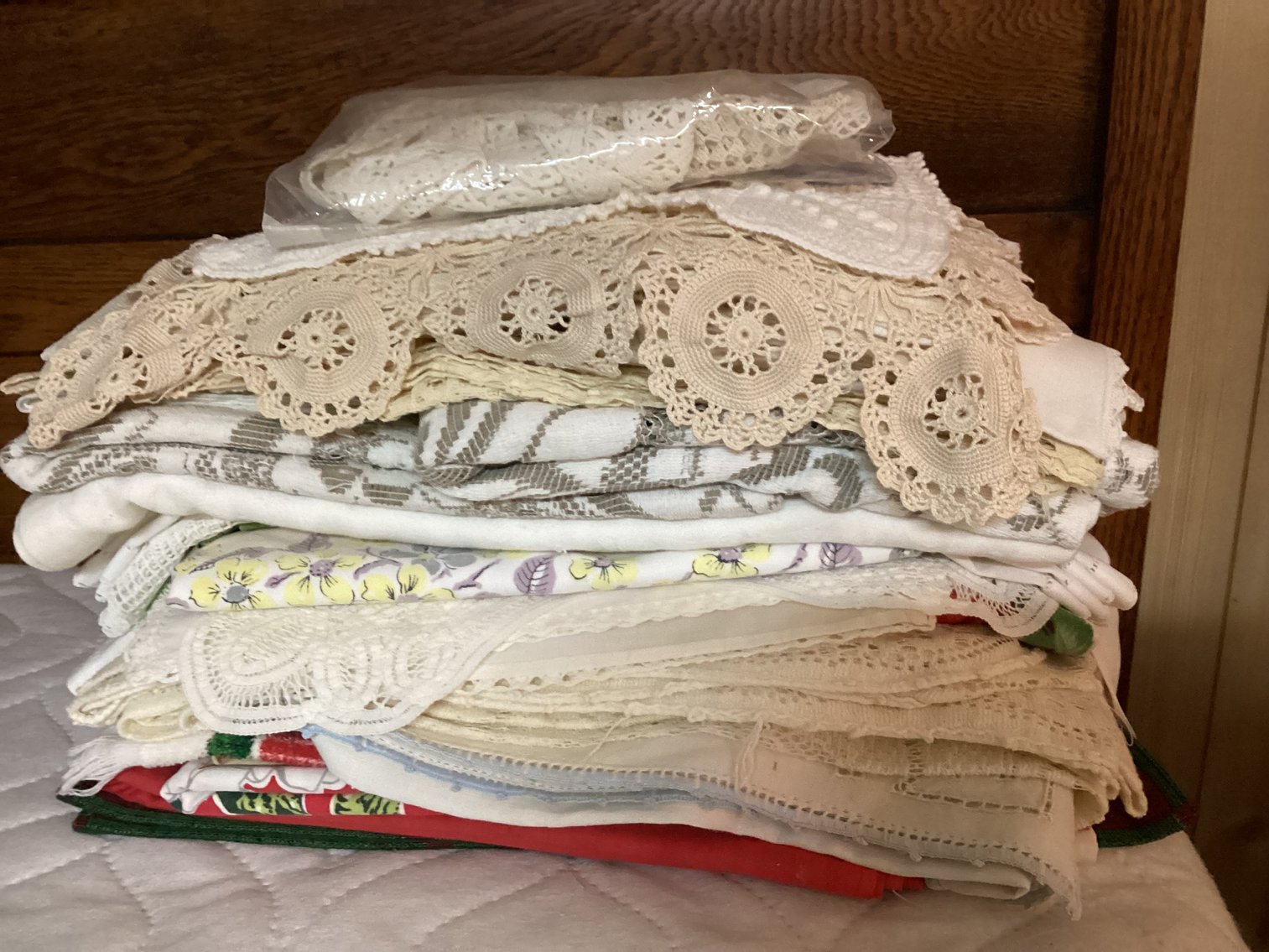 Image for Linens - some Crochet