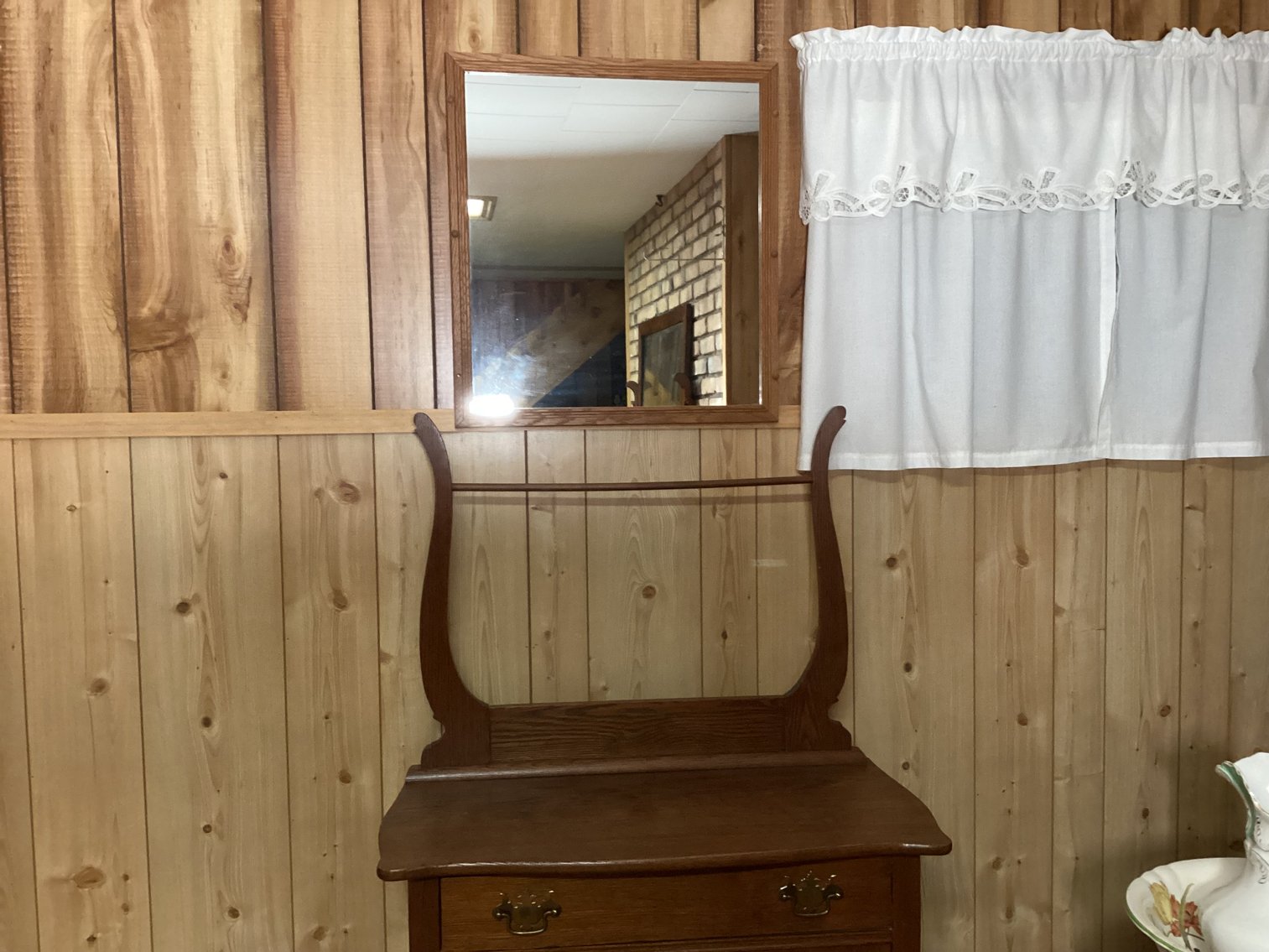 Image for Antique Oak Wash Stand