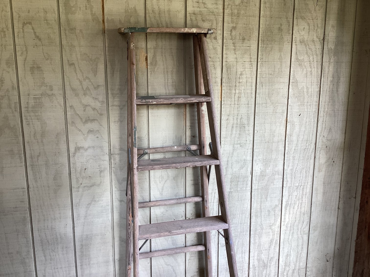 Image for 6’ Wooden Step Ladder