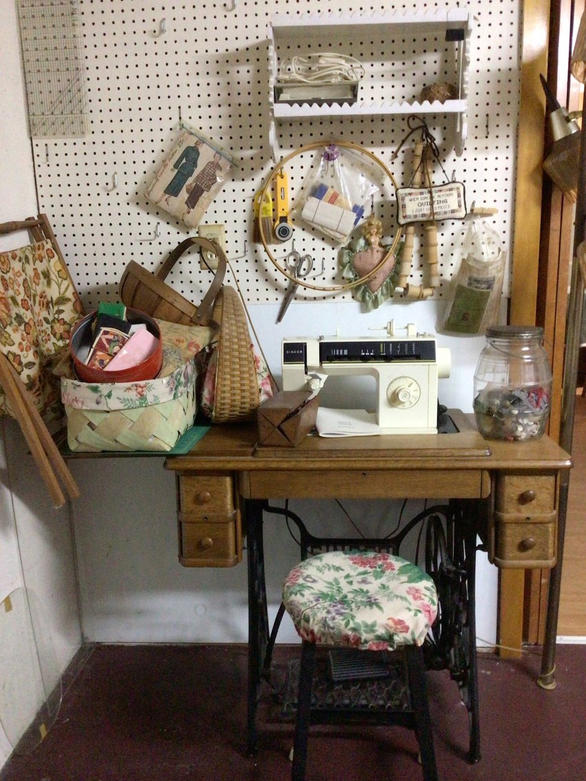 Image for Antique Sewing machine & supplies