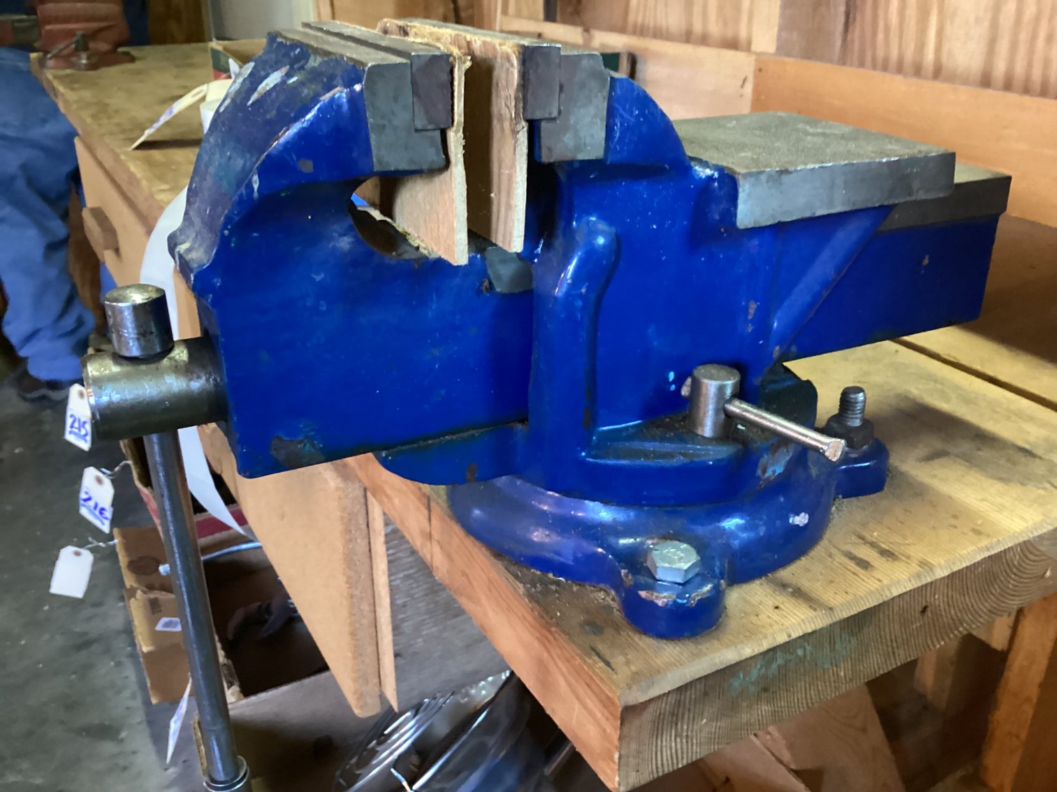 Image for Great Neck 4” Vise