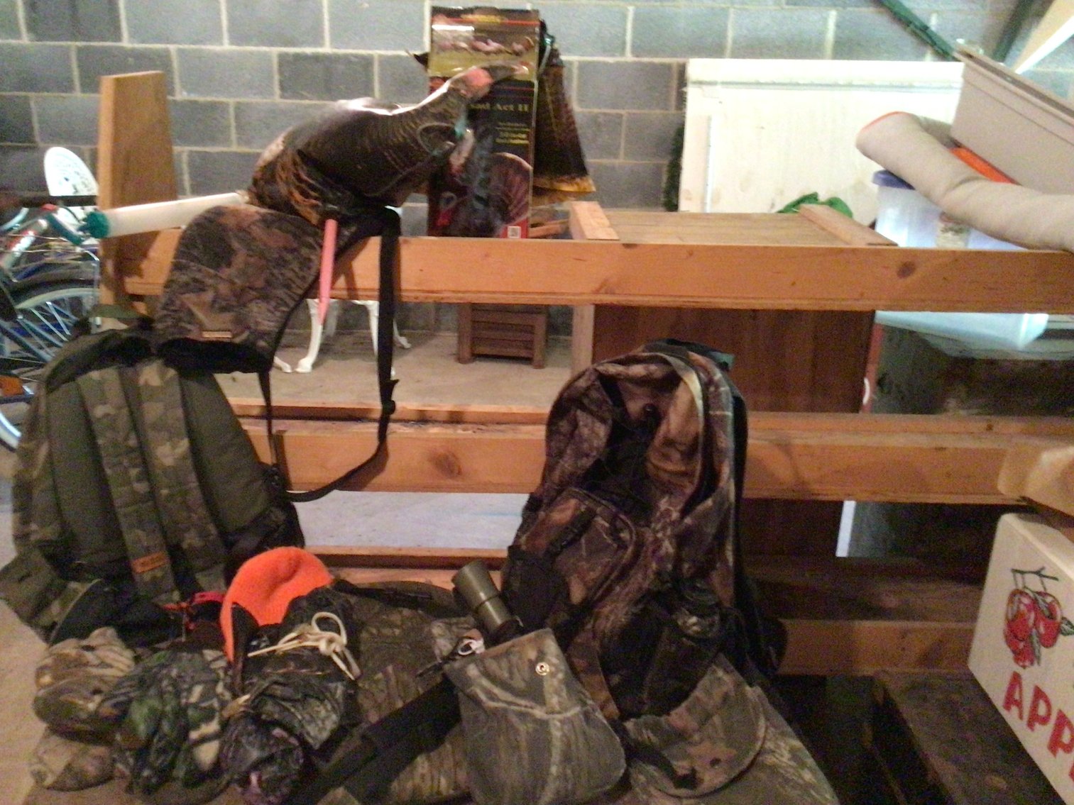 Image for Camoflouge backpacks, gloves, inflatable turkey decoys