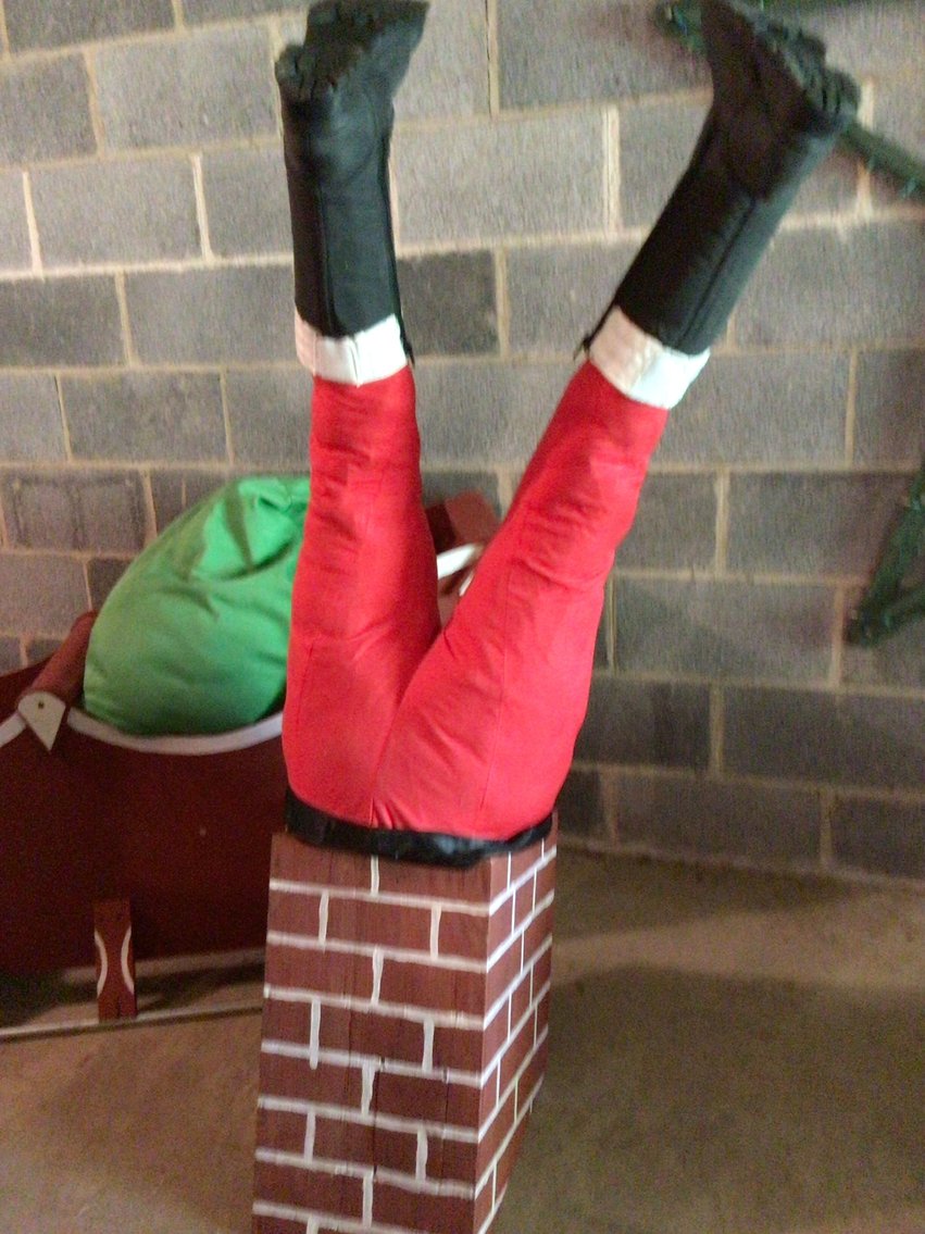 Image for I’m stuck, get me out!!  Unique Santa Clause & Sleigh