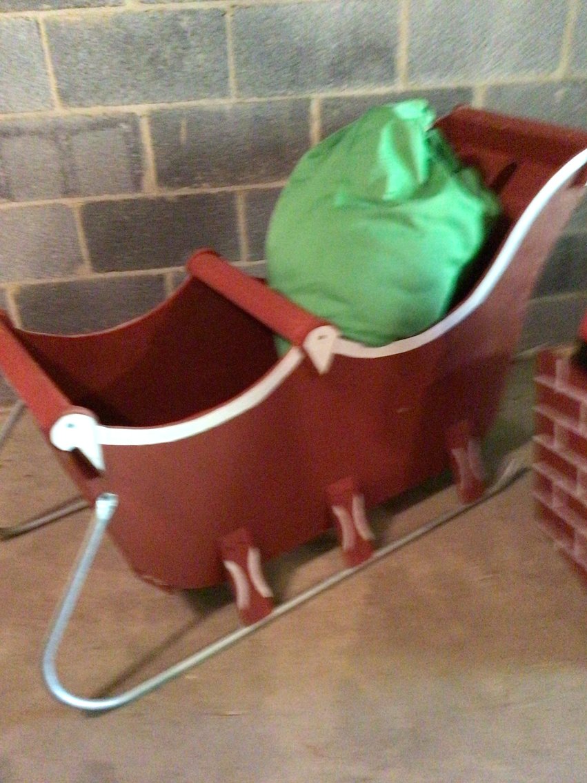 Image for I’m stuck, get me out!!  Unique Santa Clause & Sleigh