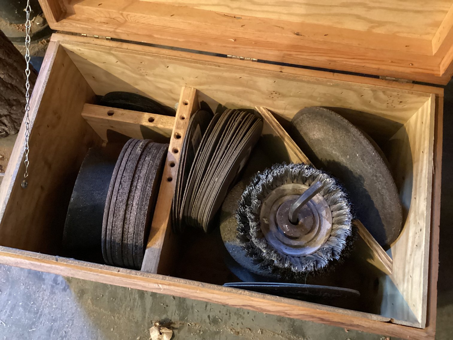 Image for Box of Sanding Discs
