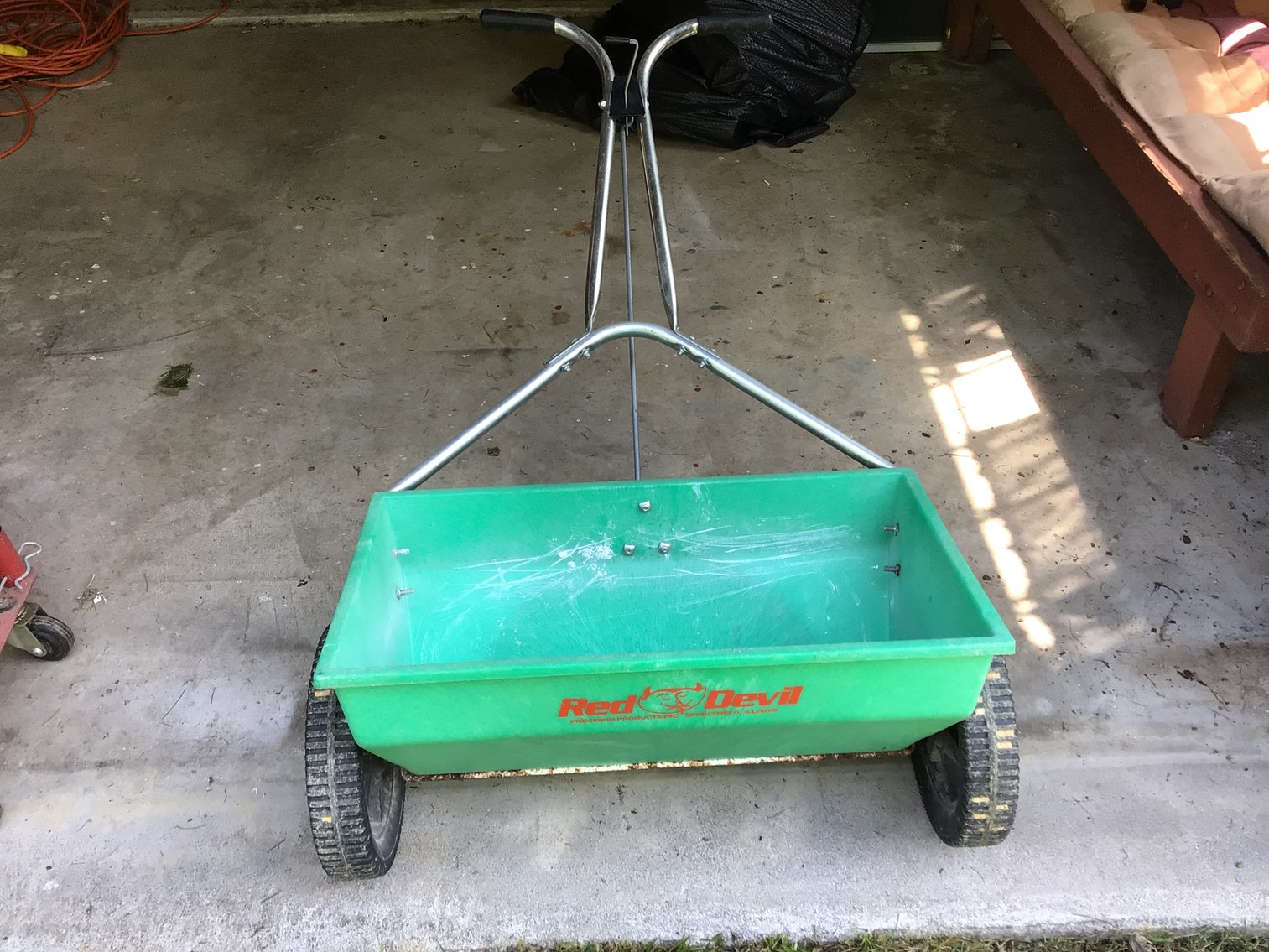 Image for Red Devil spreader, fair condition