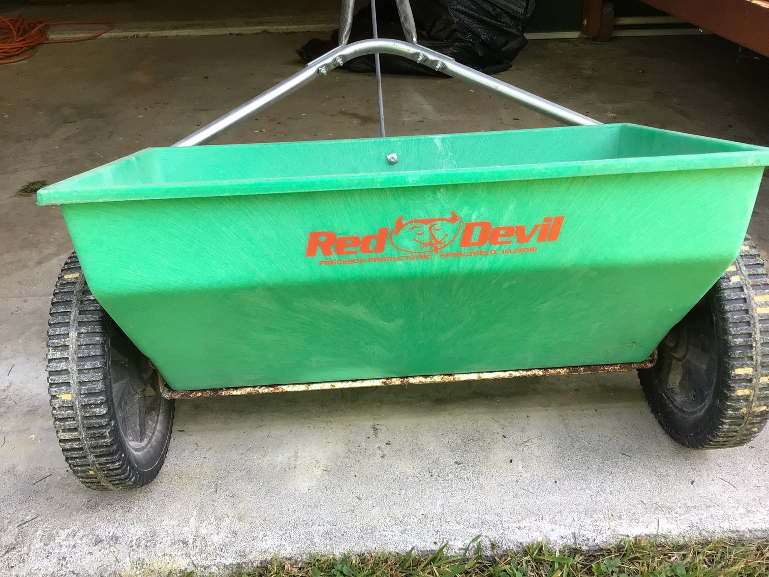 Image for Red Devil spreader, fair condition