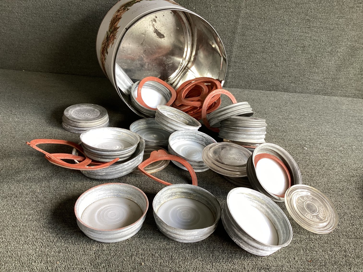 Image for Zinc Lids for Canning Jars