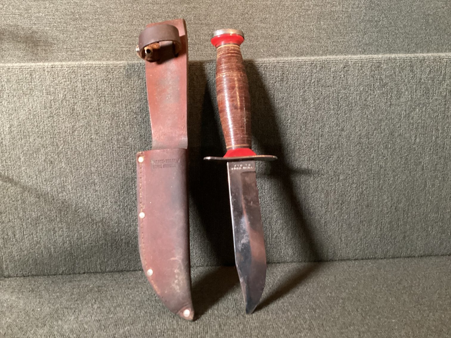 Image for Schrade Bowie Hunter Knife
