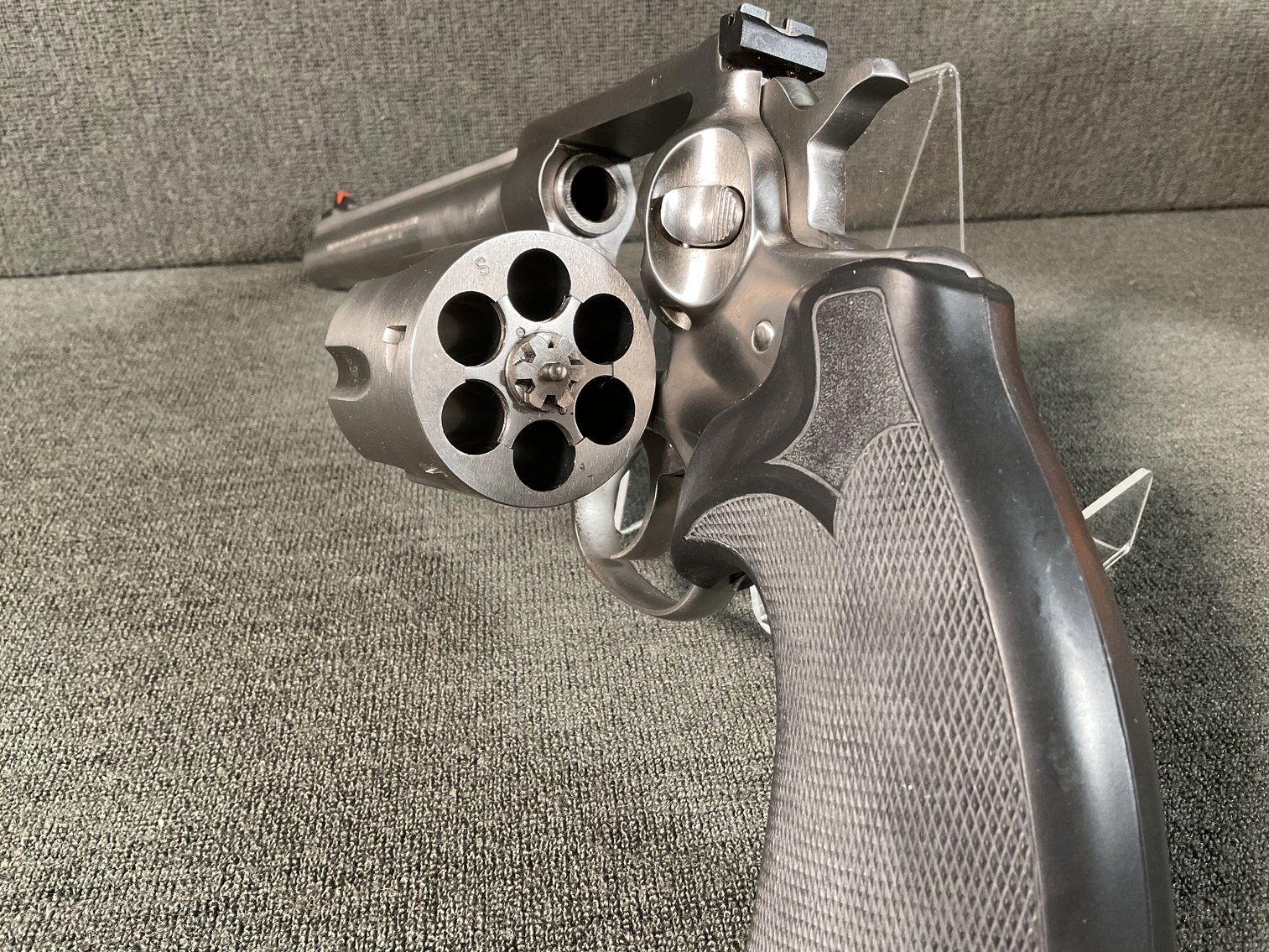 Image for Ruger RedHawk 44 Magnum 6-Shot Revolver w/ Box