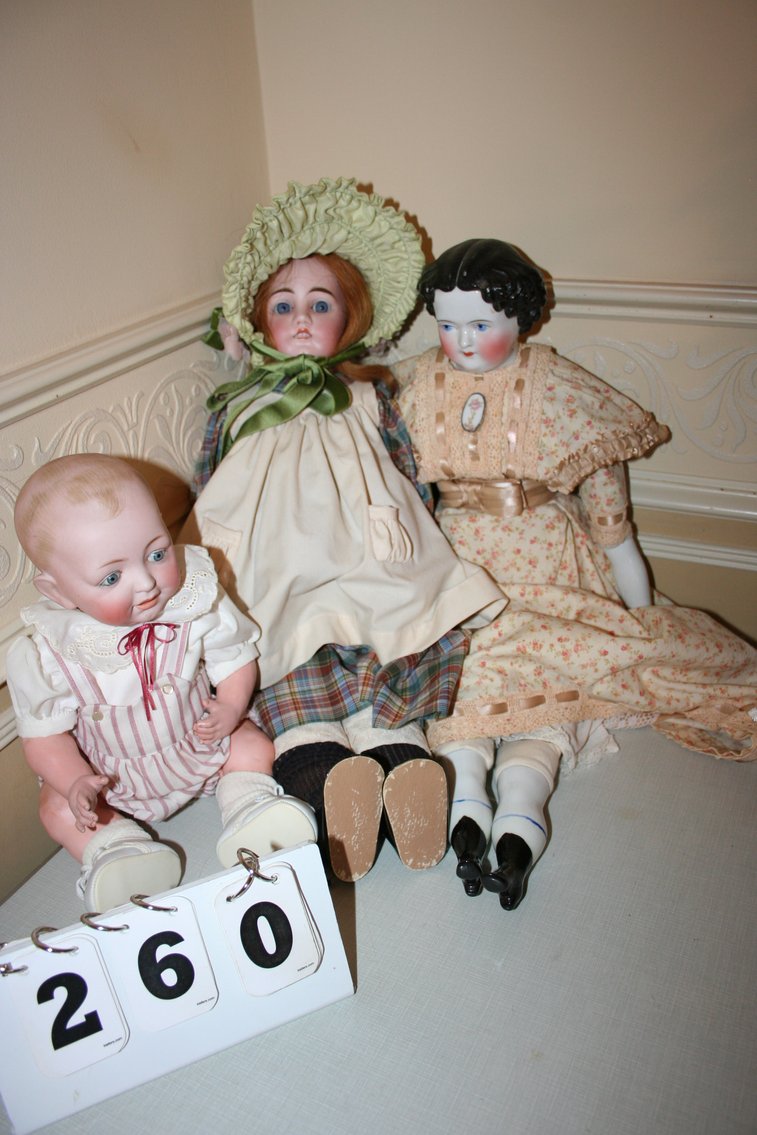 Image for Antique Dolls / Porcelain & Ceramic
