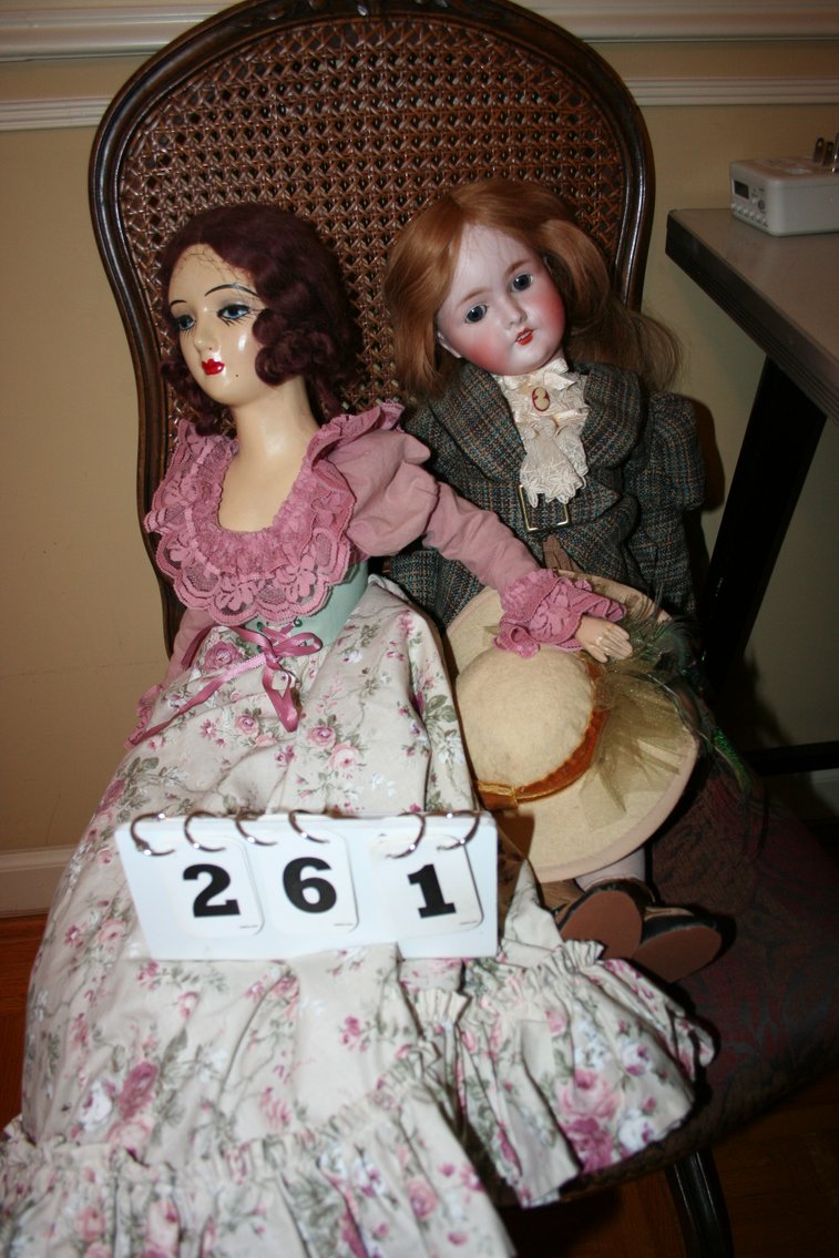 Image for Antique Dolls (2)