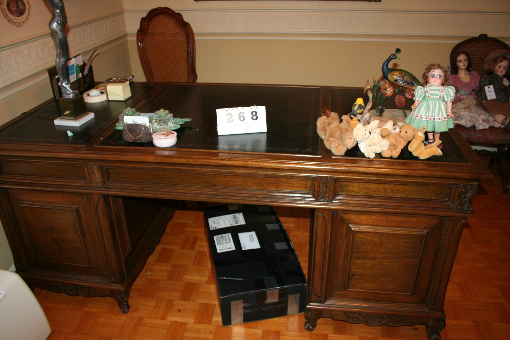 Image for Vintage Leather Top Writing Desk / Walnut