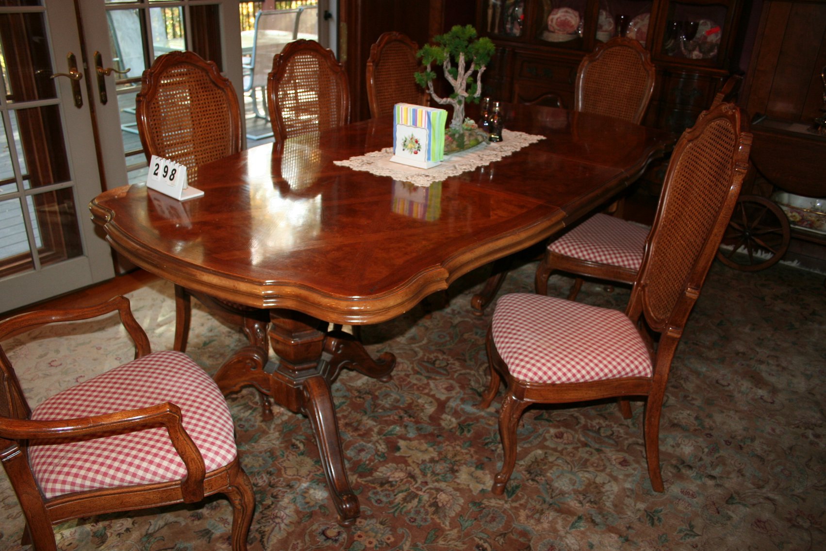 Image for Vintage Dining Table / 8 Chairs / Excellent Condition