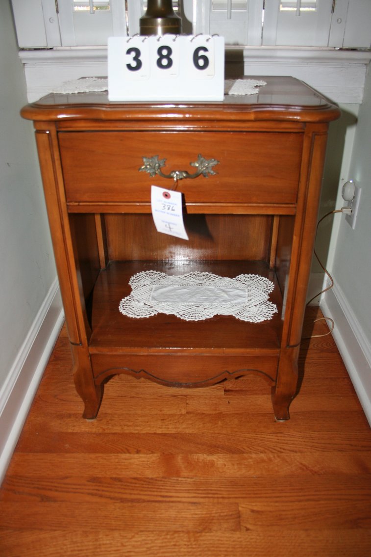 Image for Vintage Mid Century Bedroom Set (5 Pieces)