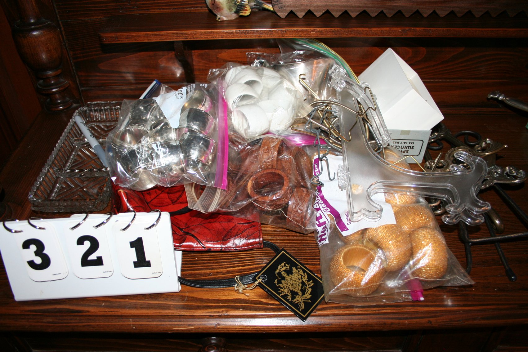 Image for Dozens - Napkin Rings / Misc Items