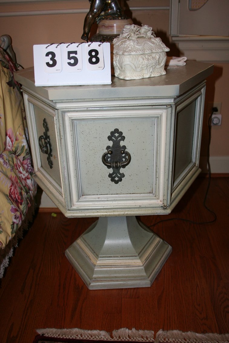 Image for Bedroom Set (7 Pieces)