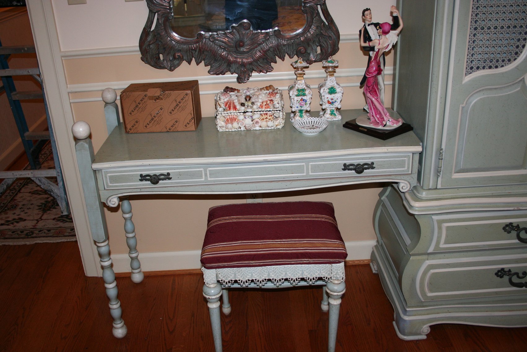 Image for Bedroom Set (7 Pieces)