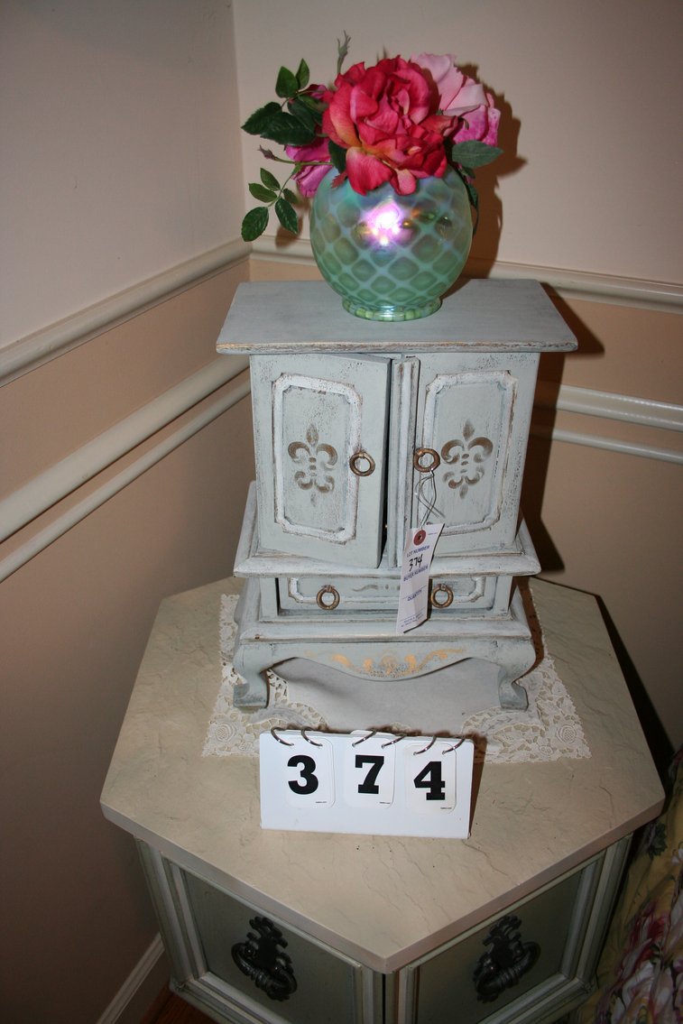 Image for Vintage Jewelry Chest