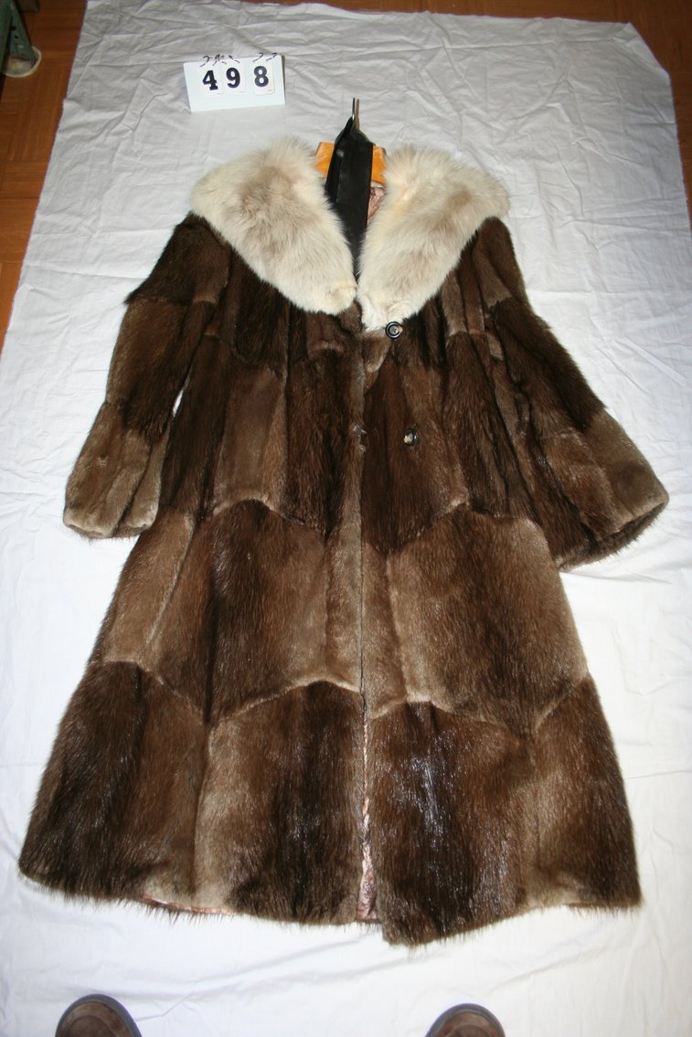 Image for Muskrat Coat / Fox Size 6