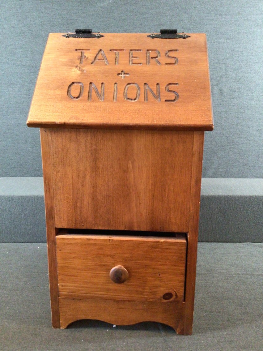 Image for Tater & Onion Bin