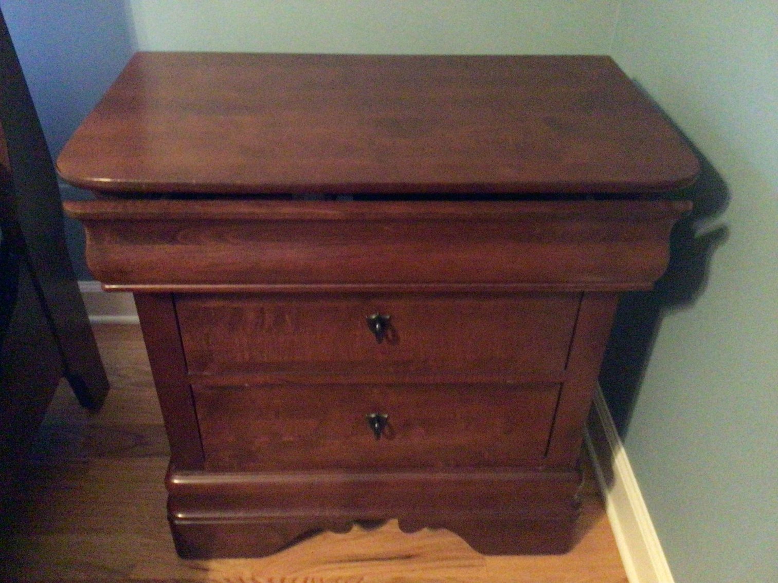Image for Pair of Maple Nightstands