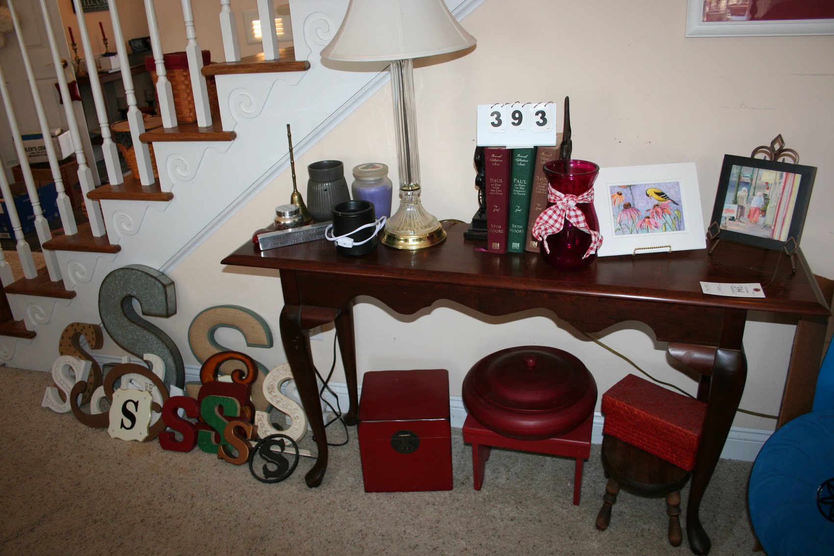 Image for Contents of Table & Floor