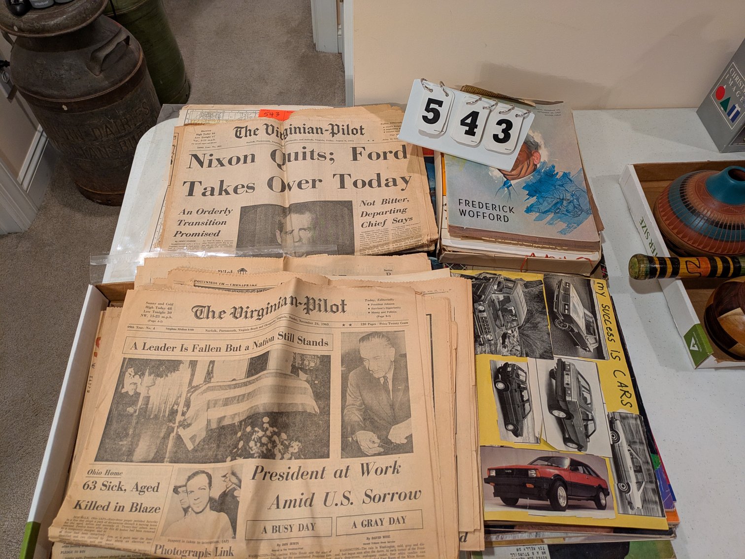 Image for Very Old News Papers 1963, 1974 / Magazines