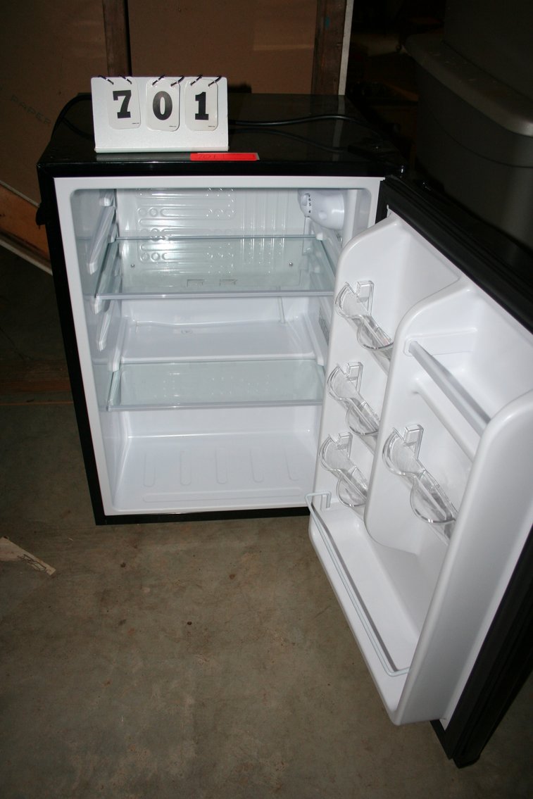 Image for Refrigerator (New) Insignia