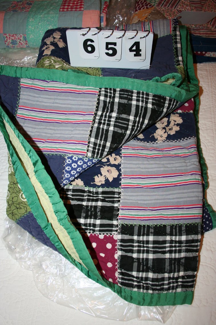 Image for Handmade Quilt / Comforter