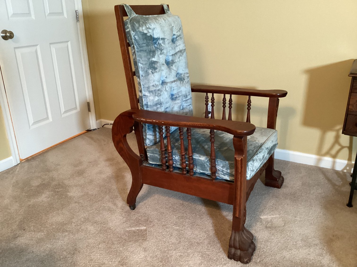 Image for Oak Frame Murphy Reclining Chair