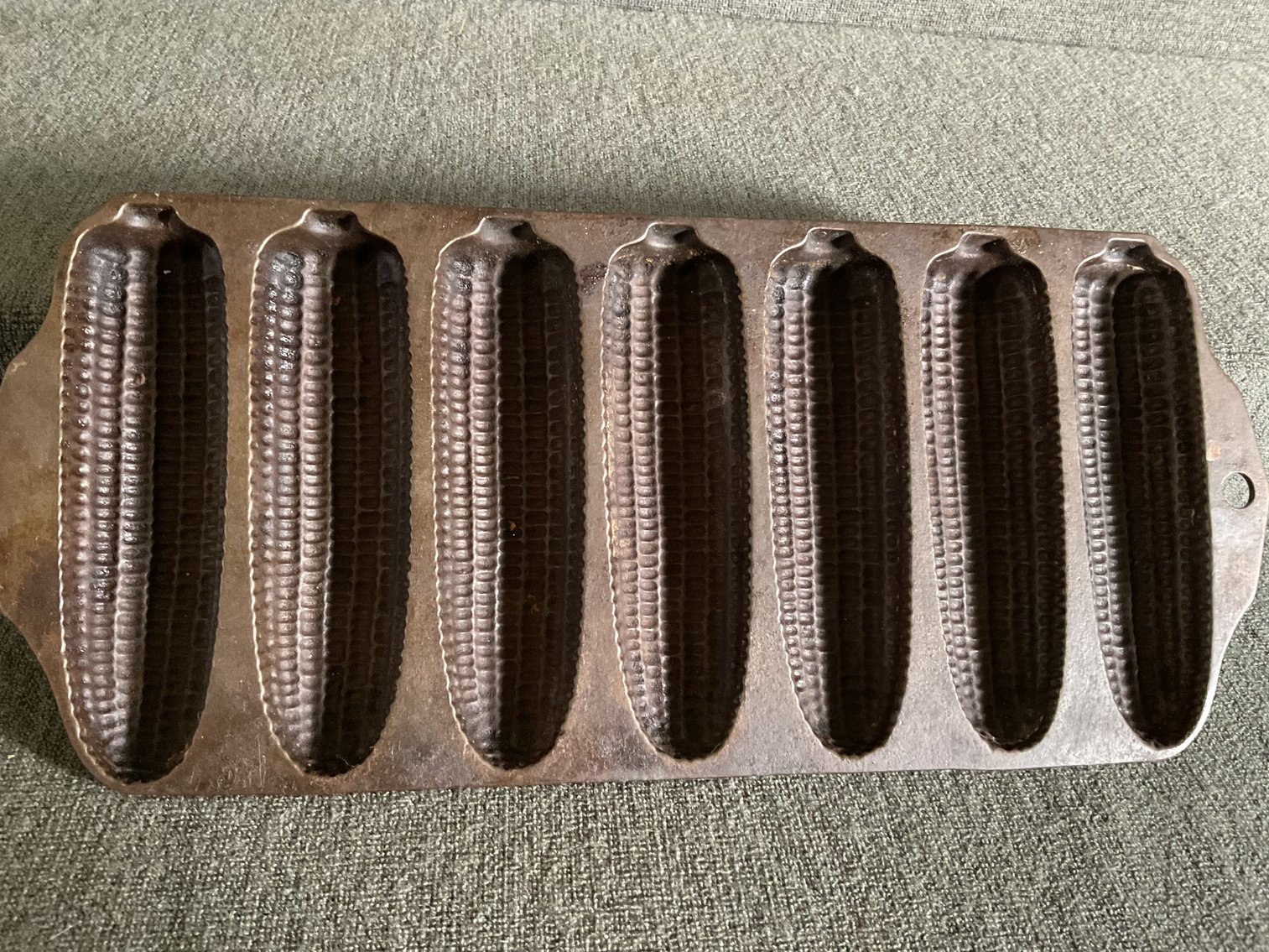 Image for Wagner #1319 Cast Iron Junior Corn Stick Pan