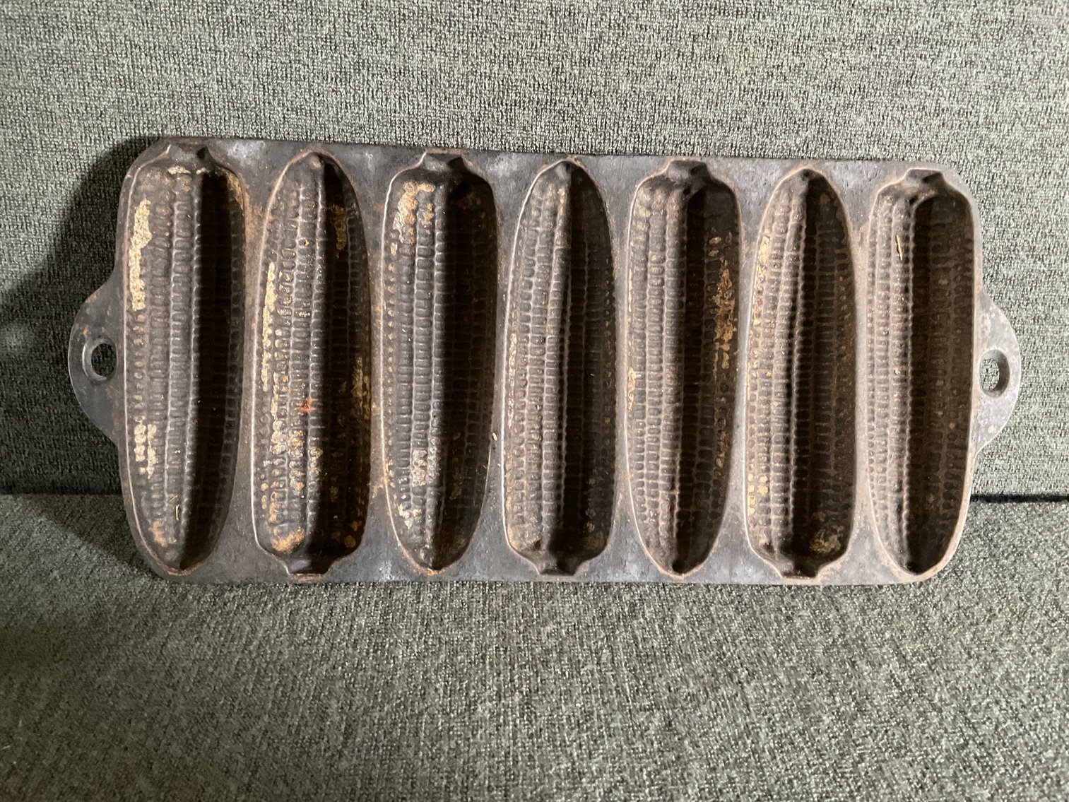 Image for Wagner #1319 Cast Iron Junior Corn Stick Pan