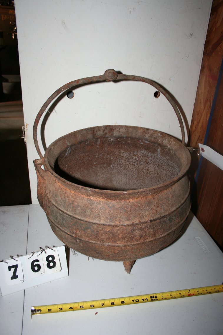 Image for Cast Iron Large Cauldron, Blacksmith Handle