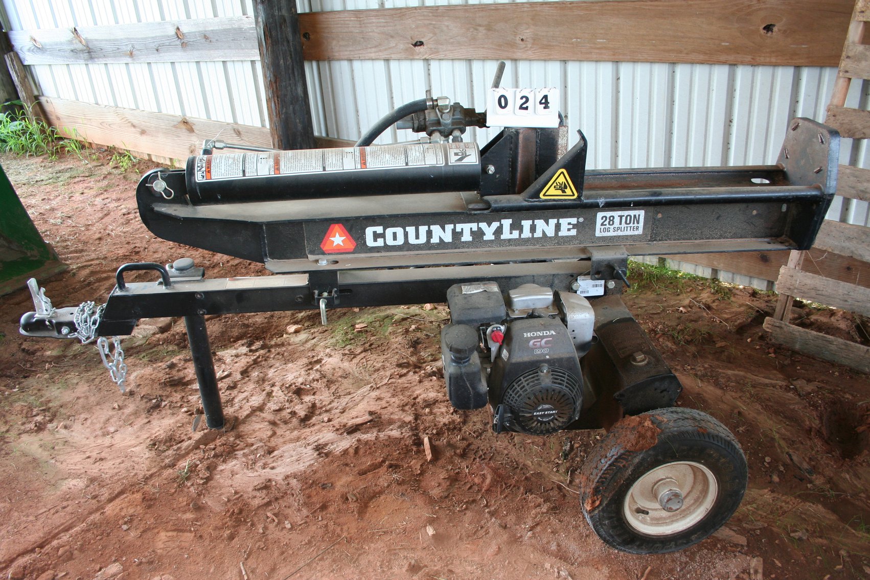 Image for County Line Log Splitter   Model 2152374   28 Ton   Honda Easy Start GC 190