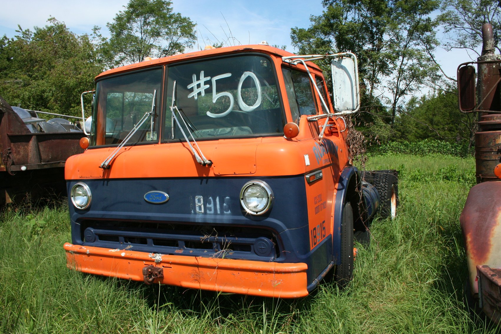 Image for 1987 Ford 800   VIN #1FTXD84N14VA30646   Odometer Was Replaced At  299,877