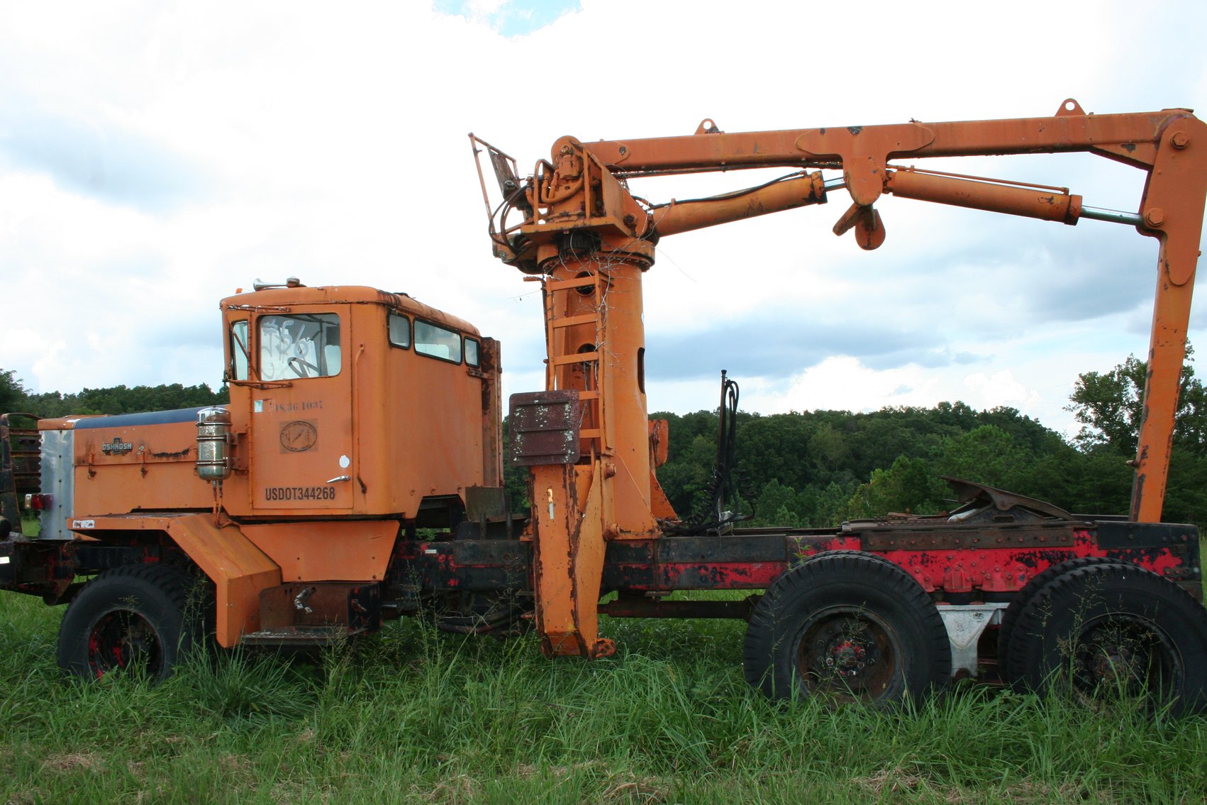 Image for 1980 Oshkosh   Model F-2344-5   #18893   Diesel 6 Cyl Turbo   3306 Catipillar   8 Speed Hi/Low   TITLE